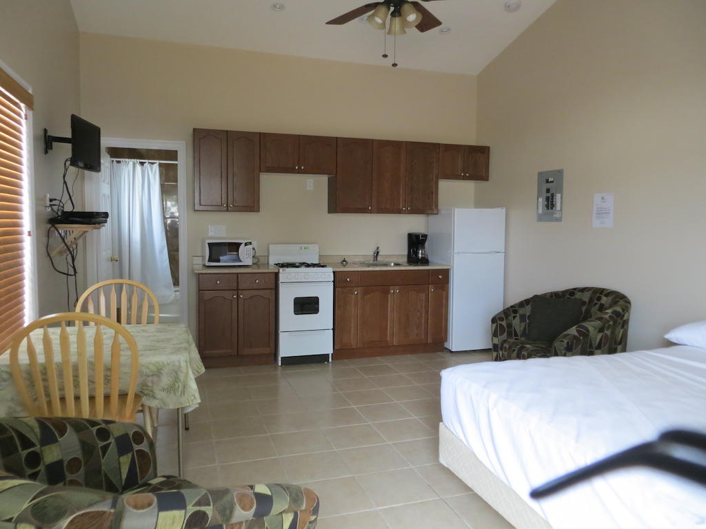 Halls Cottages Honey Harbor ห้อง รูปภาพ